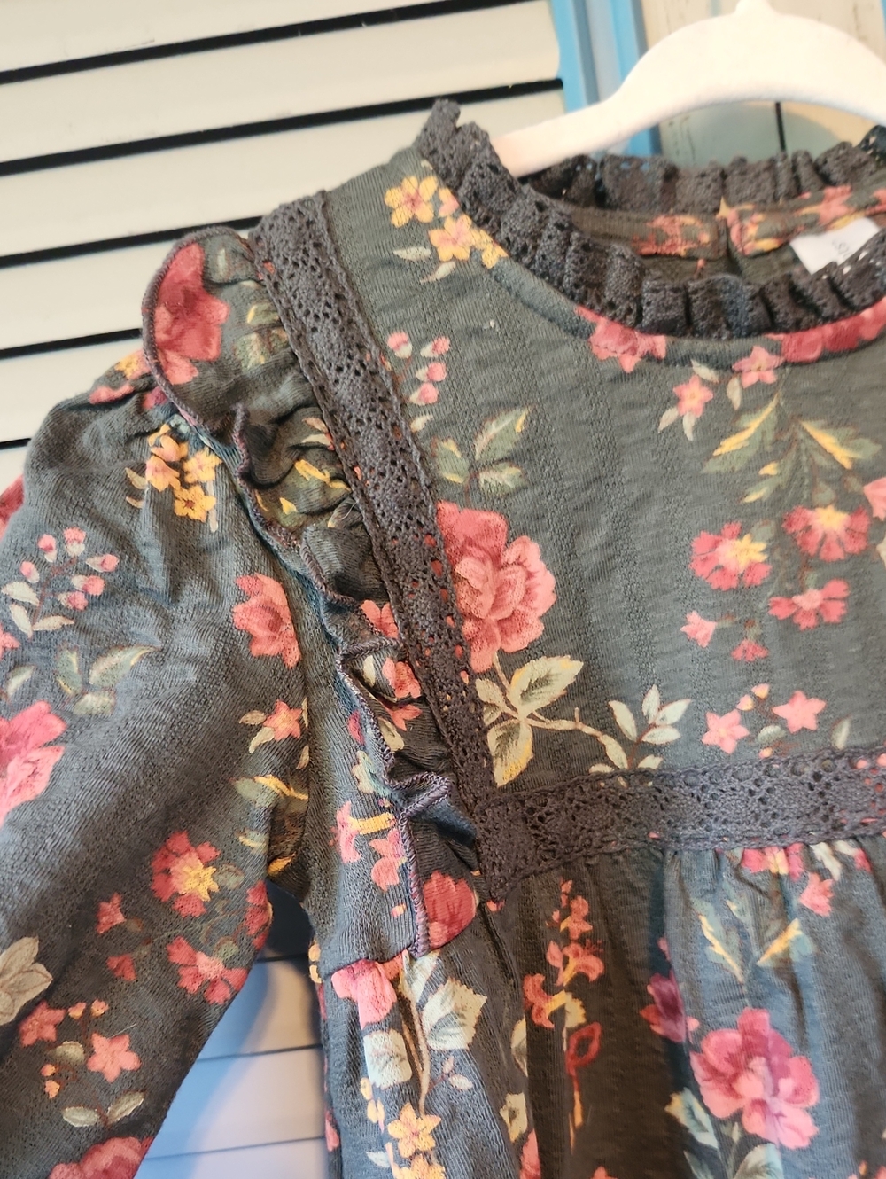Modern Moments Gray Floral Dress - Picture 6 of 13